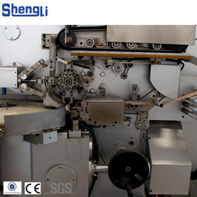 Hauptfunktion Sphärische Bürsten 300-500ppm Automatische Münzfolie Schokoladen-Ei-Verpackungsmaschine