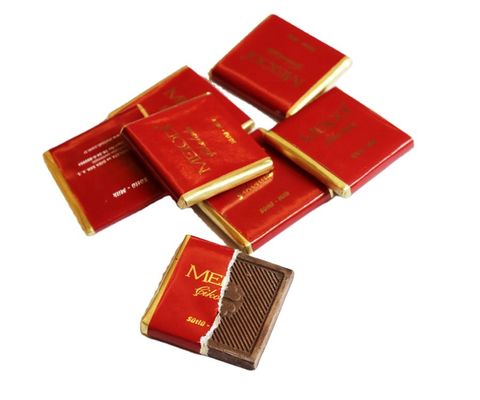Präzision und Multifunktionsschokoladenverpackungsmaschine mit Papiermaterial
