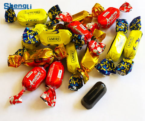 Elektrisch angetriebene Doppeldreh-Schokolade-Candy-Schokoladenverpackungsmaschine für Süßwarenverpackungslinie